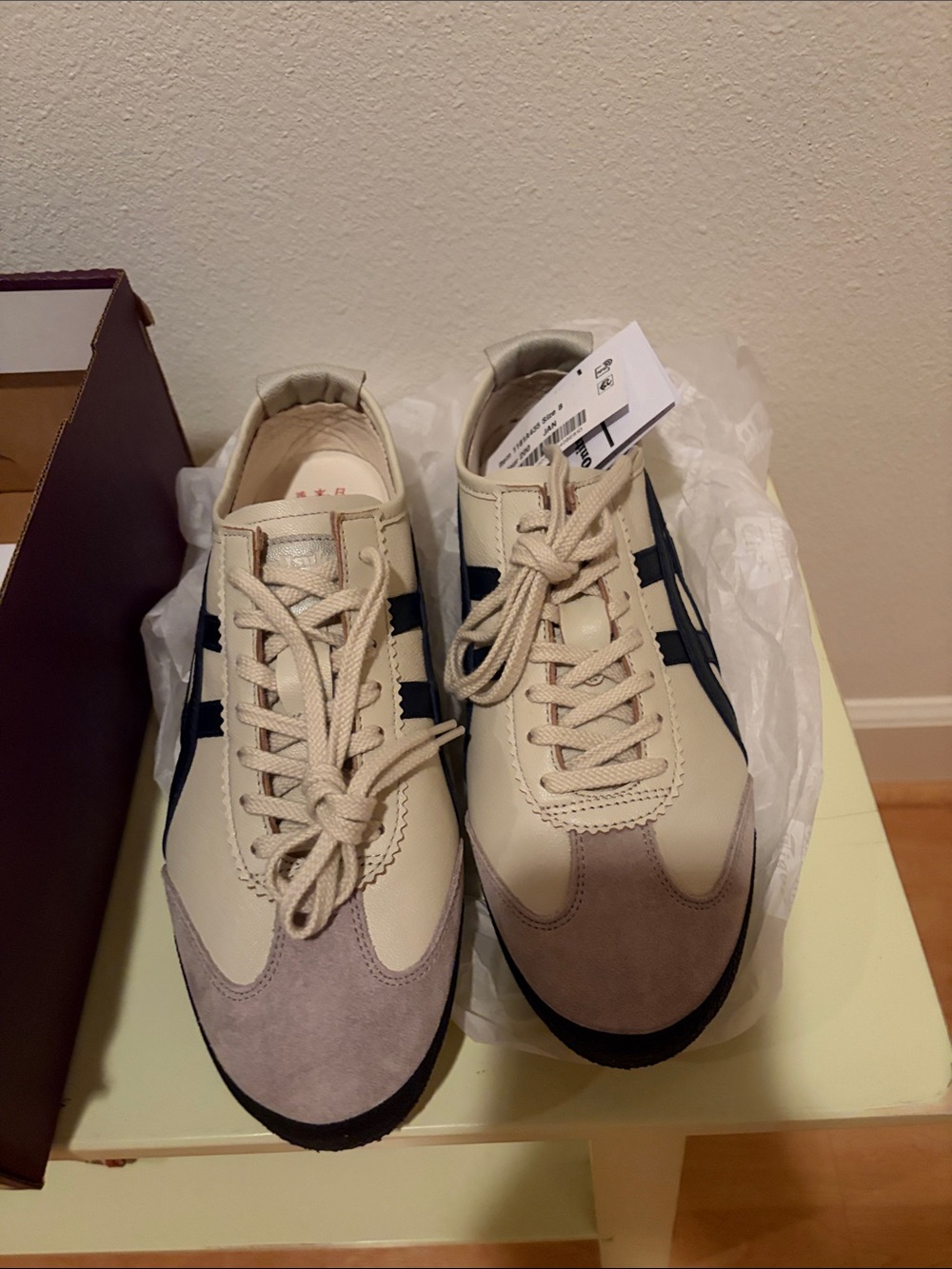 Onitsuka Tiger Mexico 66 Deluxe Unisex Beige and Gray Nippon made men’s US8